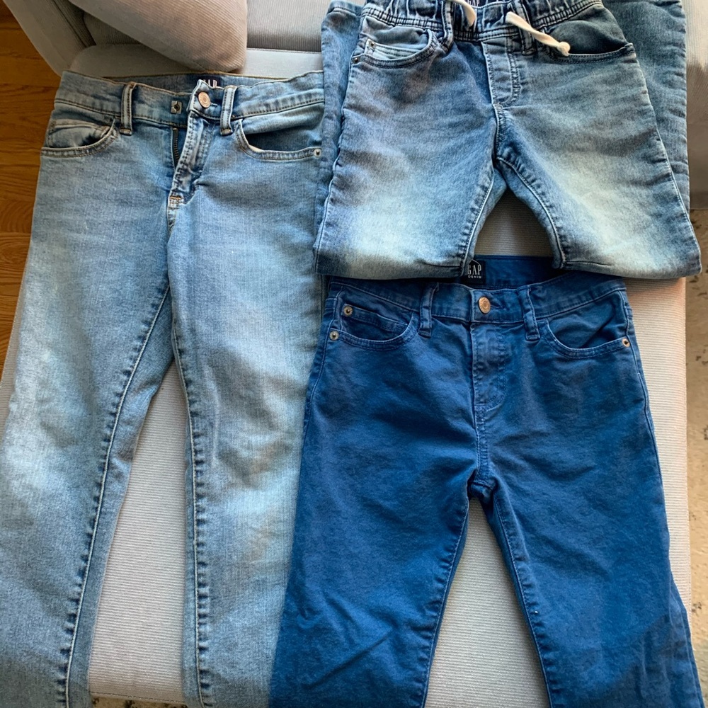 Lot of Boys Gap jeans